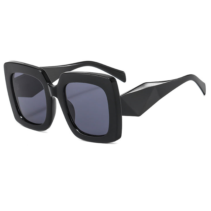 Women's oversized sunglasses in striking square design Stornfield