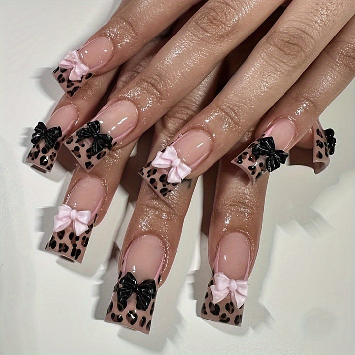 Decorative Leopard Print Press-On Nail Set Stornfield