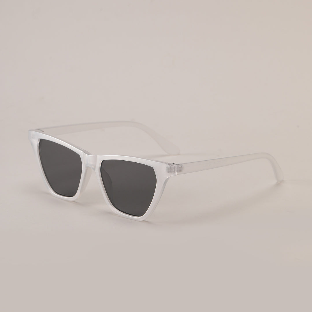 Women Cat-Eye Sunglasses with modern, translucent frame Stornfield