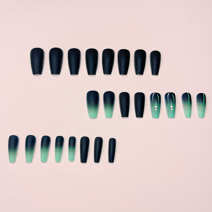 Trendy Artificial Nails with Matte Chic Finish Stornfield