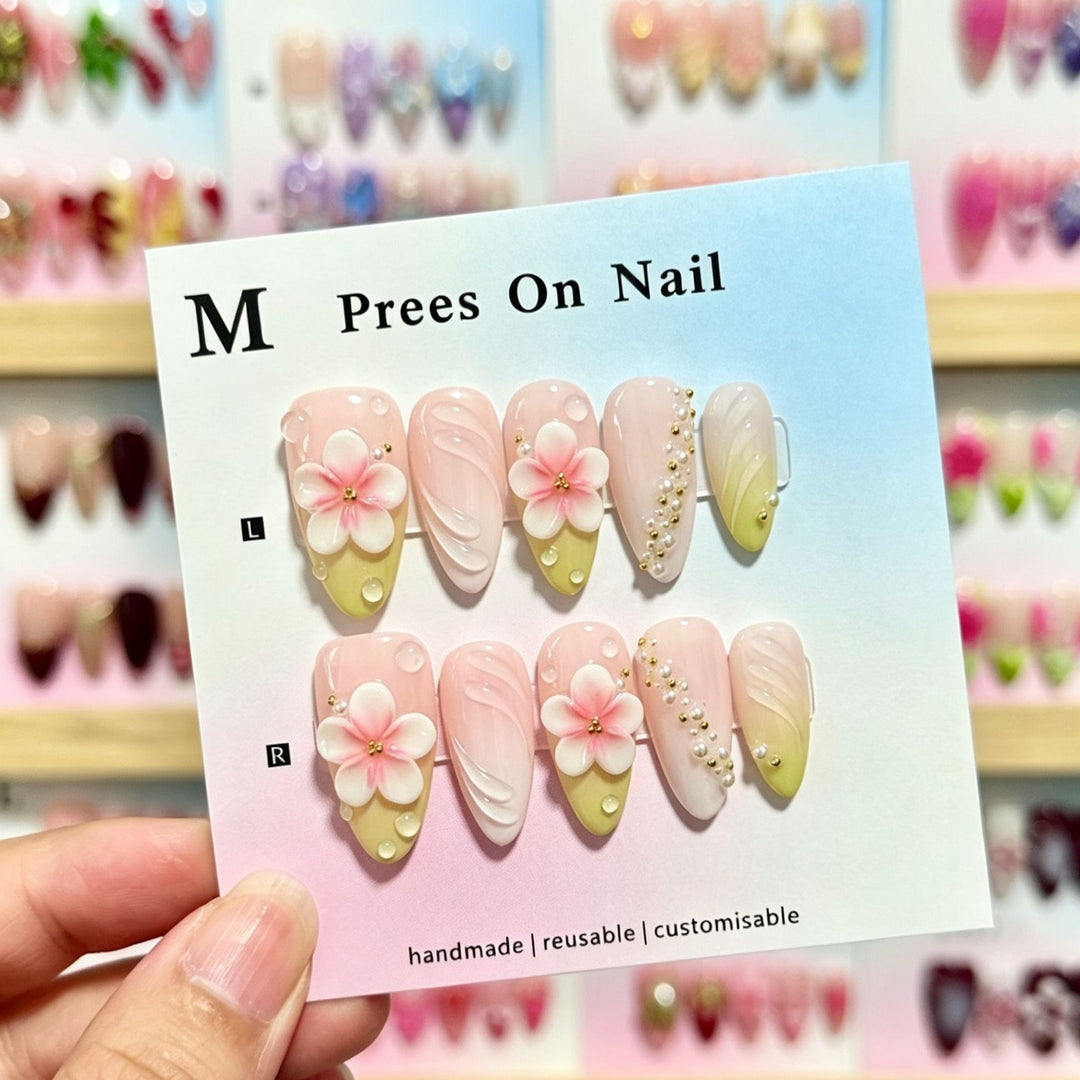 Handmade Floral Design Press-On Nails Set