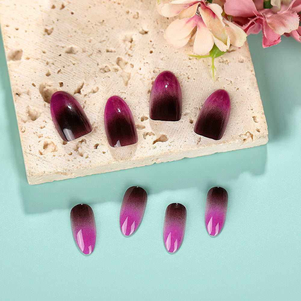 Artificial nails with modern ombre effect Stornfield