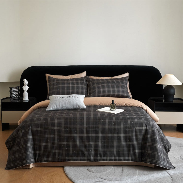 Luxurious cotton satin bedding set with large floral botanical print