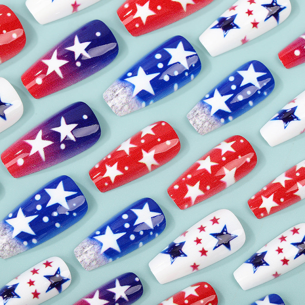 Artificial nails set with patriotic star designs Stornfield