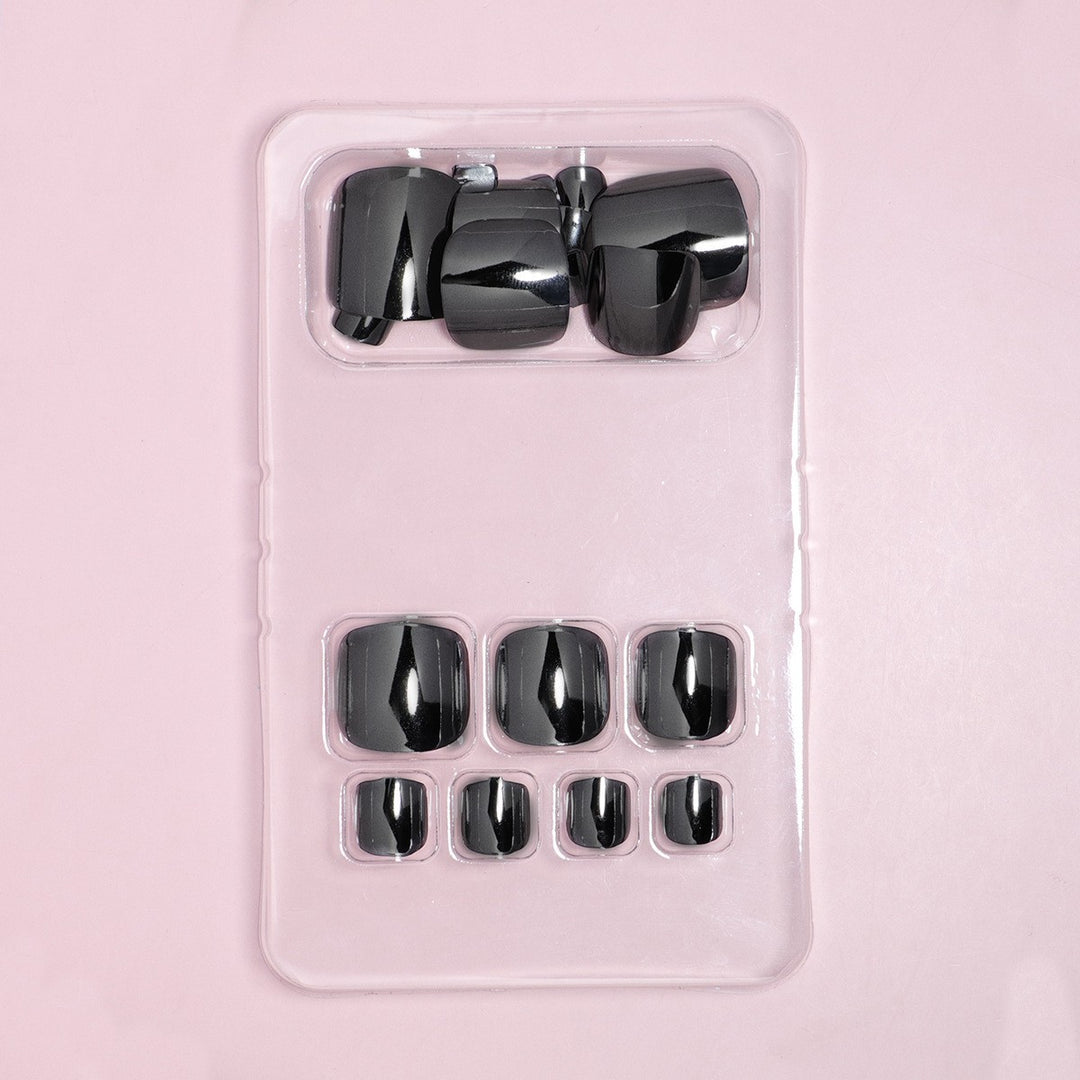 Premium Metallic Press-On Nail Set Stornfield