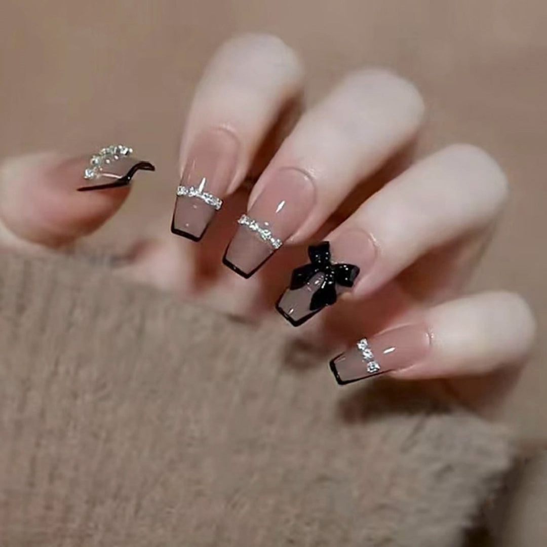 Elegant Floral Nail Art Extensions Stornfield