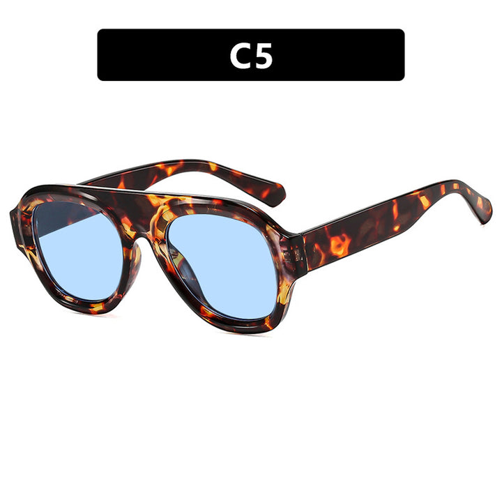 Women's oversized sunglasses with modern design and UV protection Stornfield