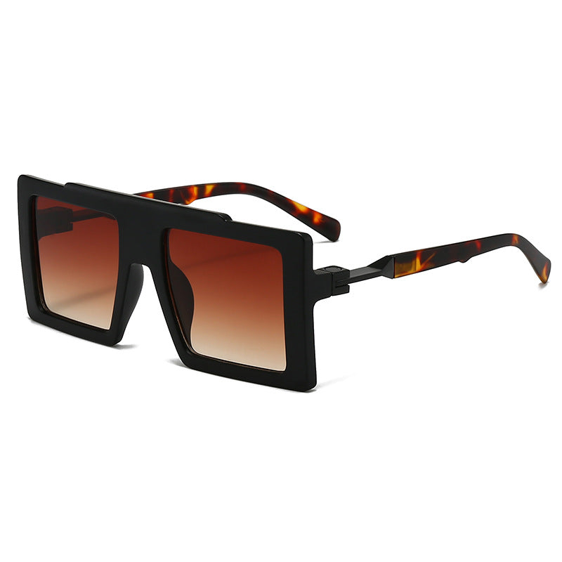 Ladies fashionable sunglasses with rectangular frame Stornfield