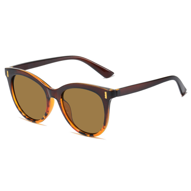 Women's fashionable cat-eye sunglasses with striking design Stornfield