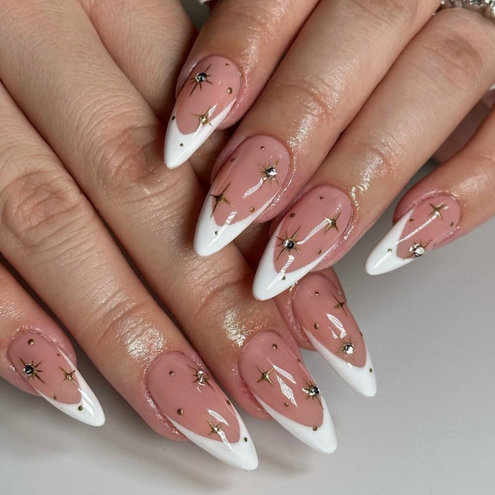 Animal-Inspired Press-On Nail Art Set Stornfield