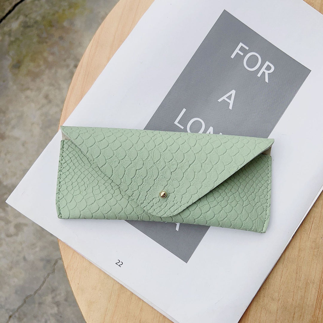 Textured Leather Eyewear Case Stornfield