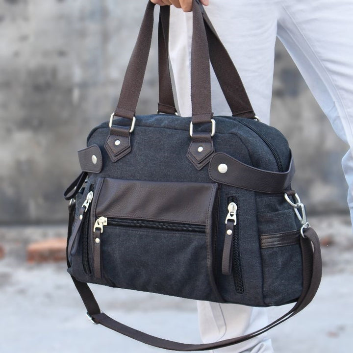 Shoulder bag with multiple compartments and comfortable carrying system Stornfield