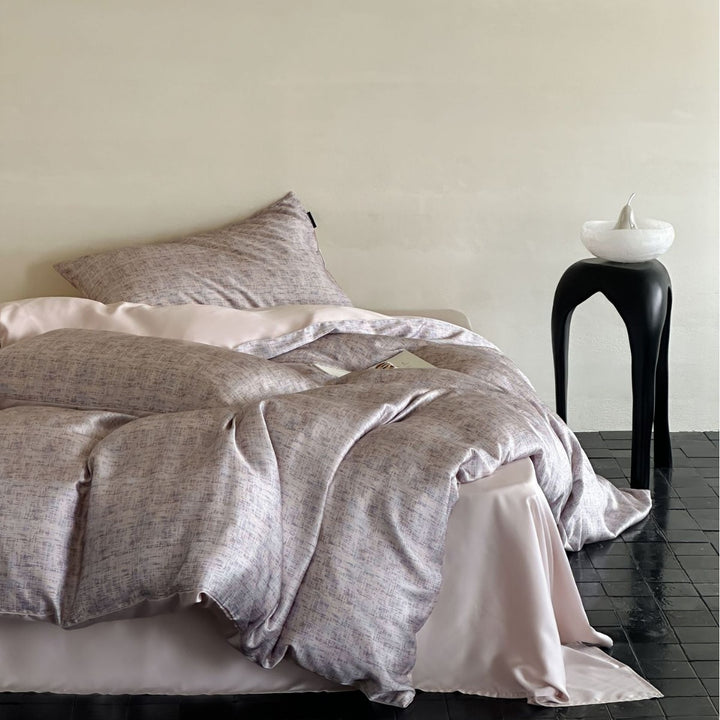 Satin bedding set with floral print and ruffle