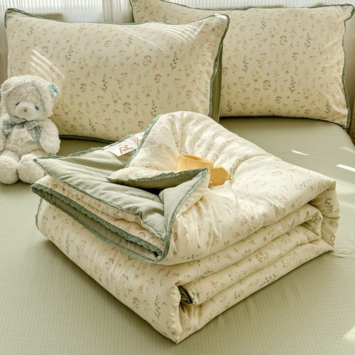 Floral Patterned Quilted Bedspread