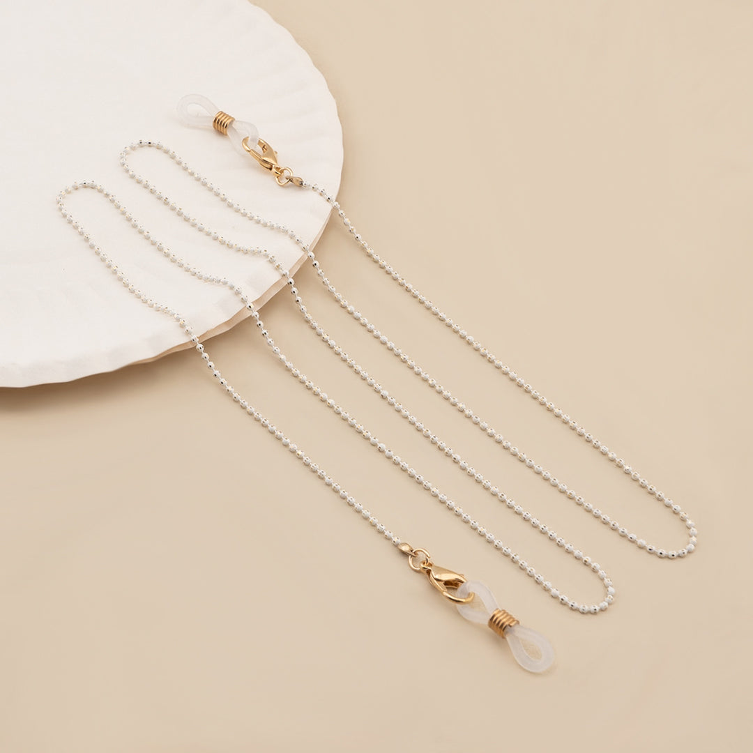 Elegant Beaded Eyewear Chain Stornfield