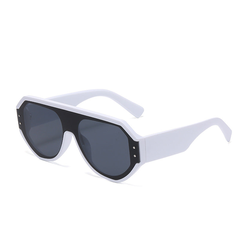 Men's Bold Frame Futuristic Sunglasses Stornfield
