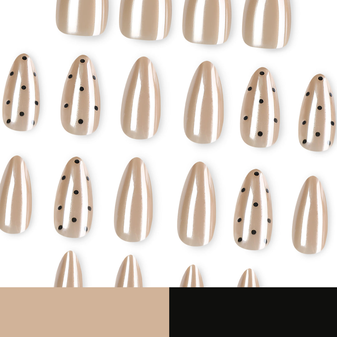 High-Quality Artificial Nails Stornfield