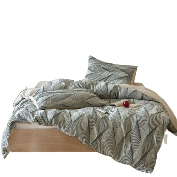 Bedding set made of cotton satin with organic wave print