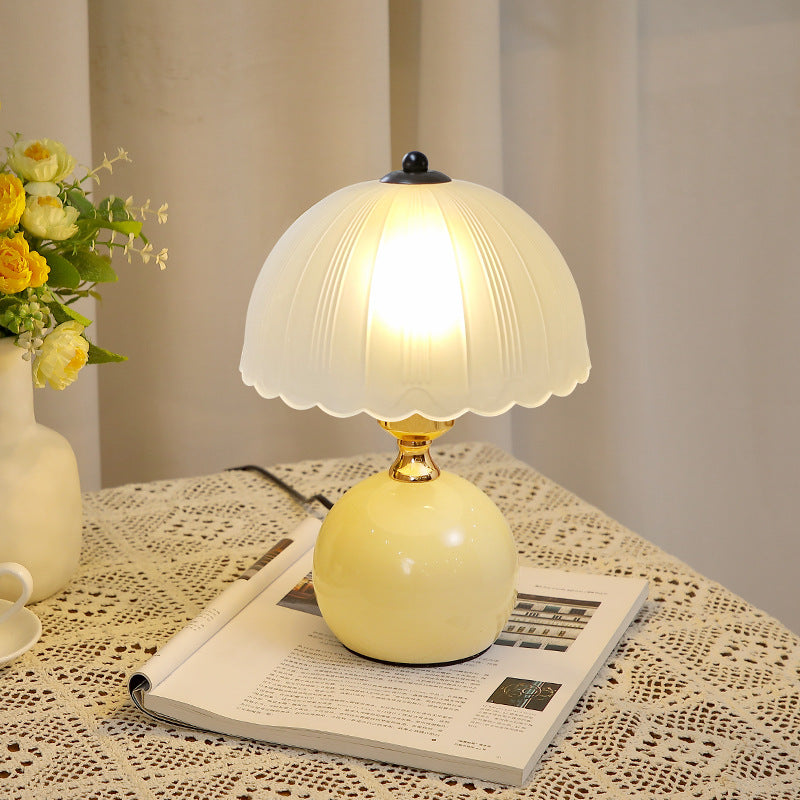 Vintage Style Table Lamp