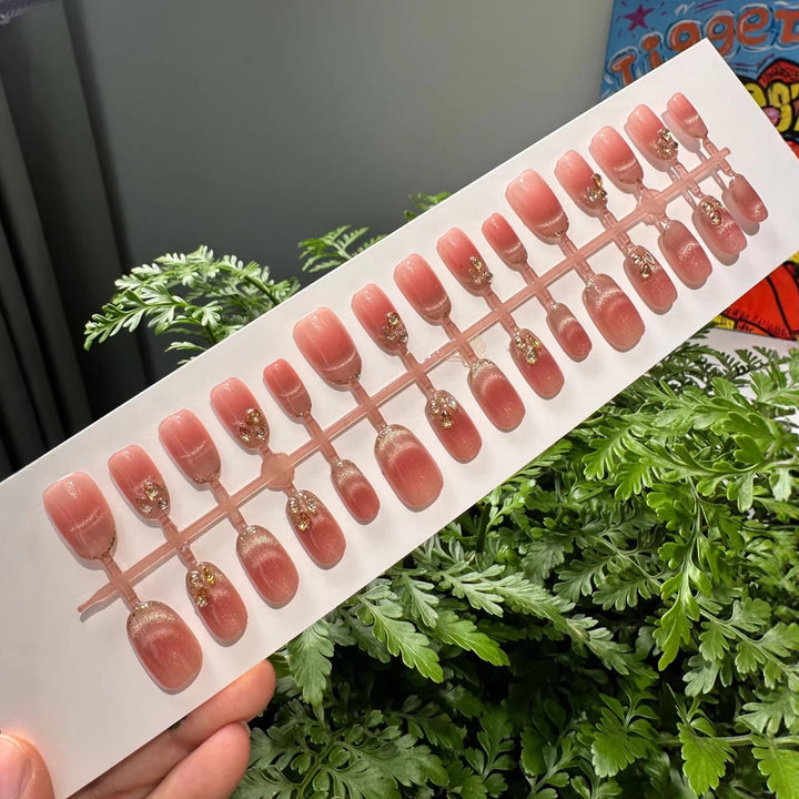 Elegant Decorative Press-On Nail Collection Stornfield