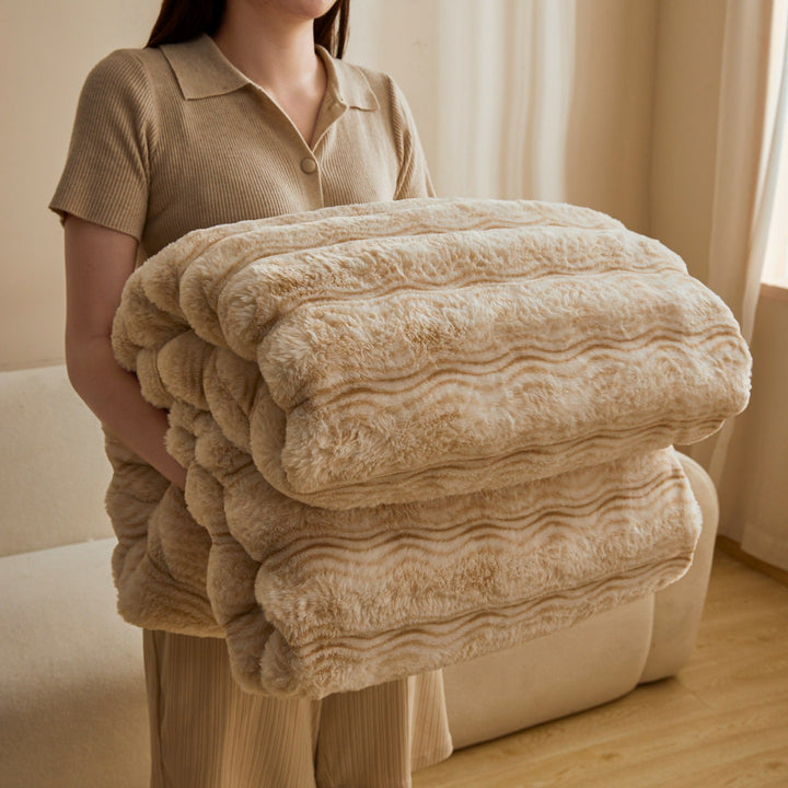 Luxurious Plush Throw Blanket