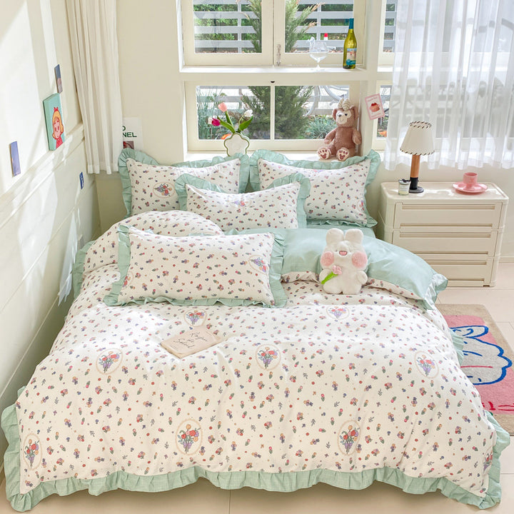 Children's Playful Strawberry Print Bedding Set