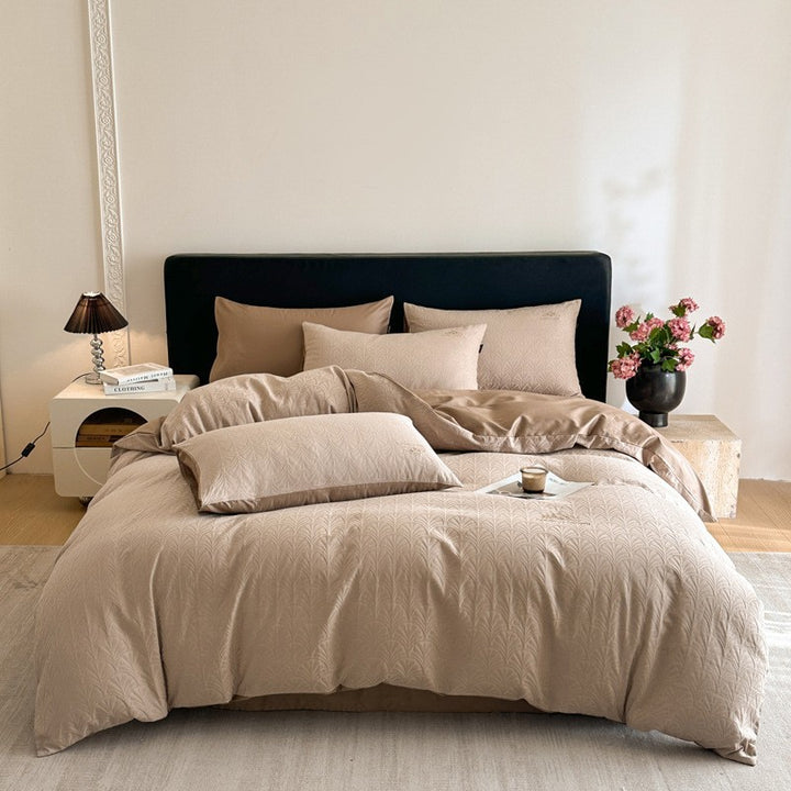 Bedding set in linen look with delicate flower embroidery