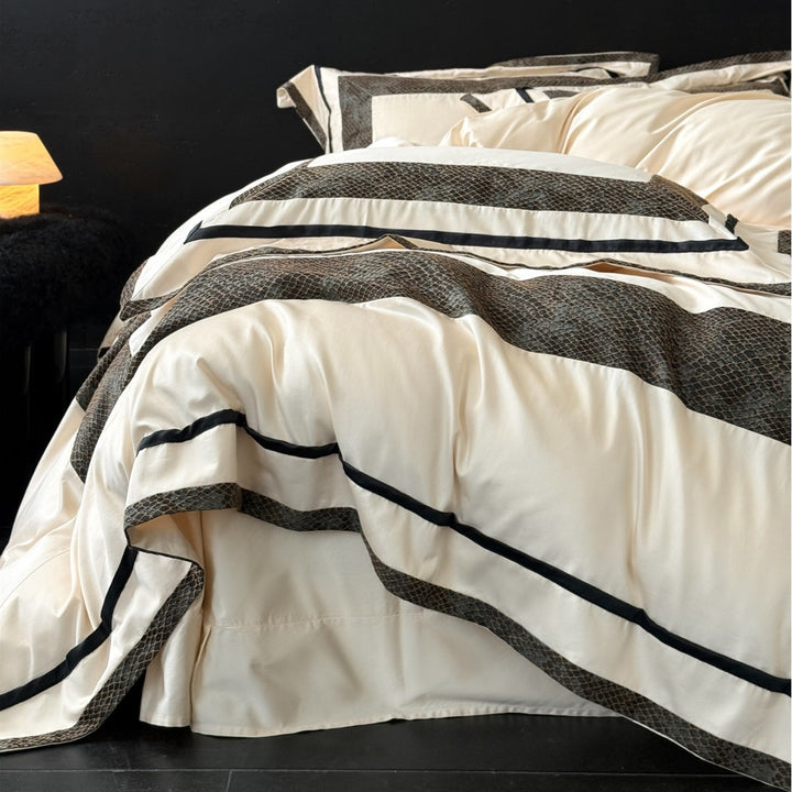Luxury Cotton Sateen Duvet Cover Set with Textured Border and Piped Trim