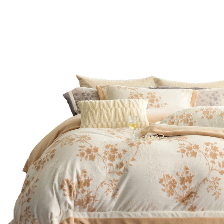 Luxurious Reversible Bedding Set with Quilted Plush Blanket and Jacquard Woven Floral Relief