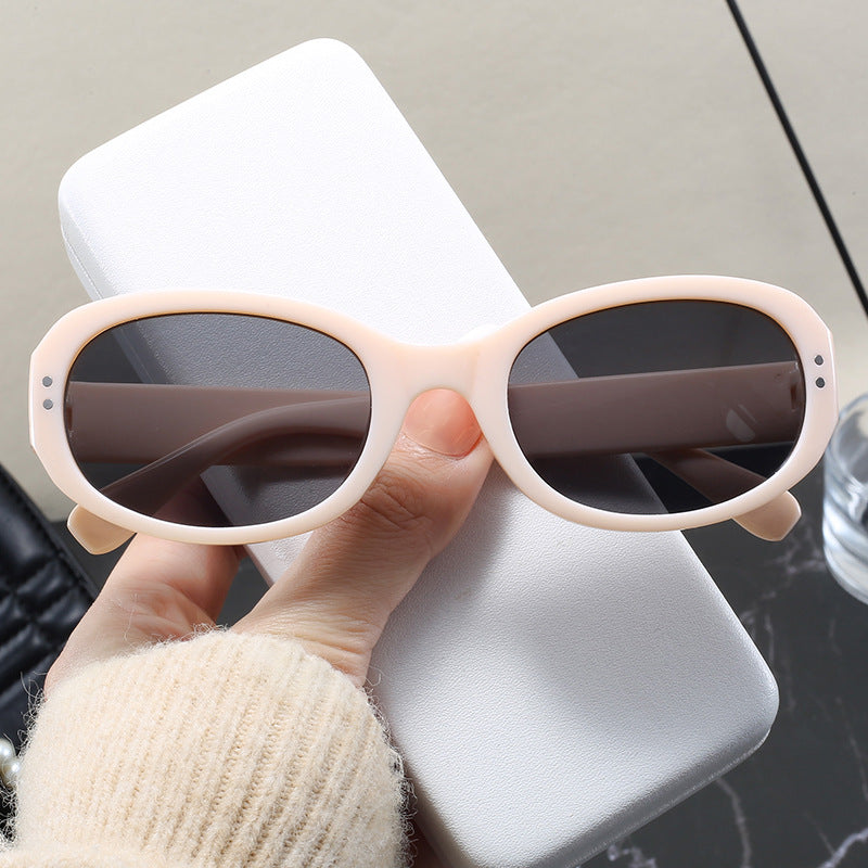 Women's elegant oversized sunglasses with protective UV protection Stornfield