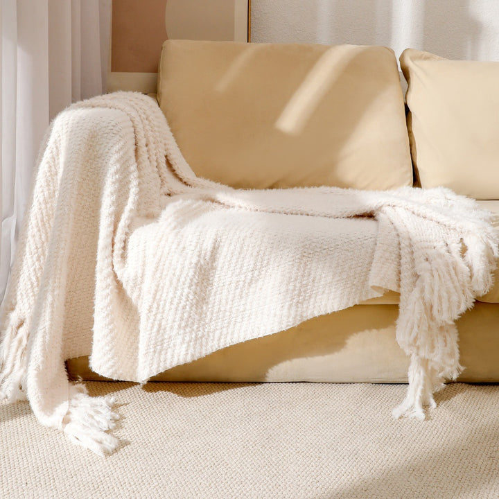 Women's knitted blanket with softest fleece and decorative fringes Stornfield