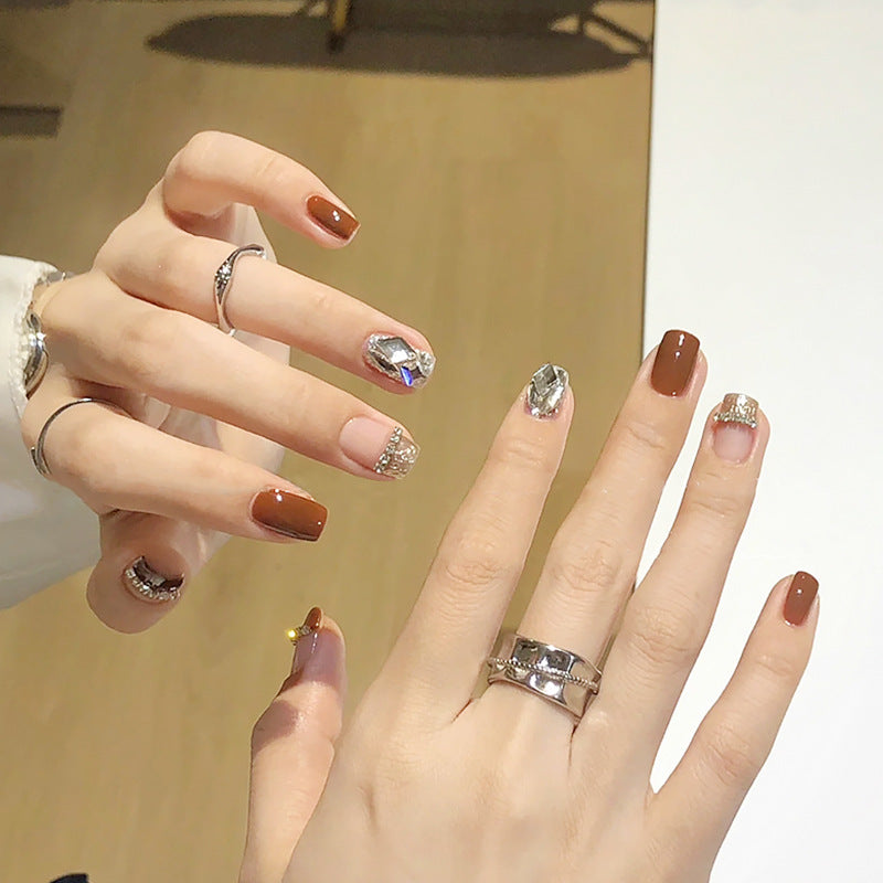 Nail set with Sparkling Crystal and Glitter Accents Stornfield