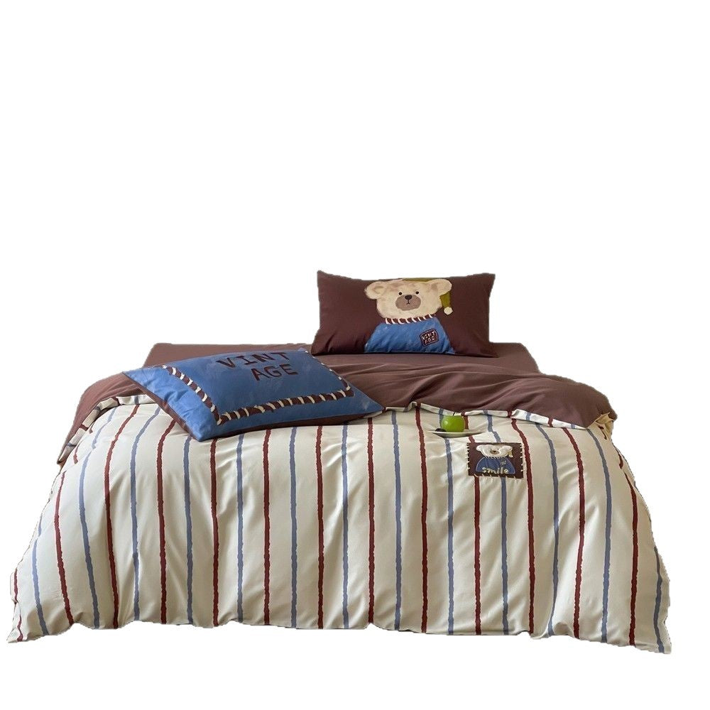 Cotton satin duvet cover set with vintage teddy bear motif and reversible function