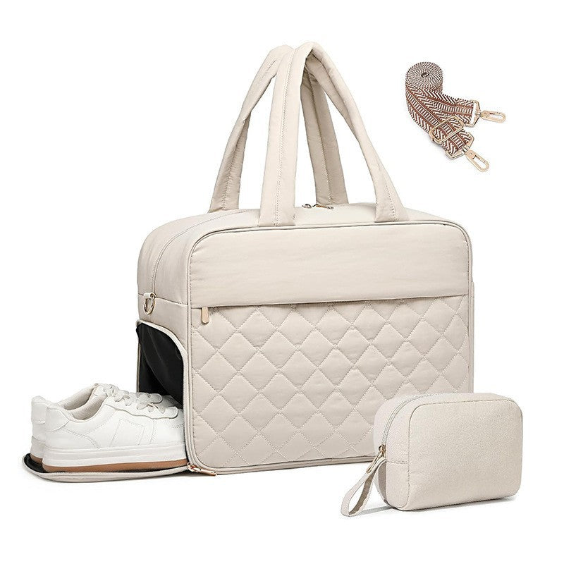 Multifunctional sports and travel bag with separate shoe and cosmetic pouch Stornfield