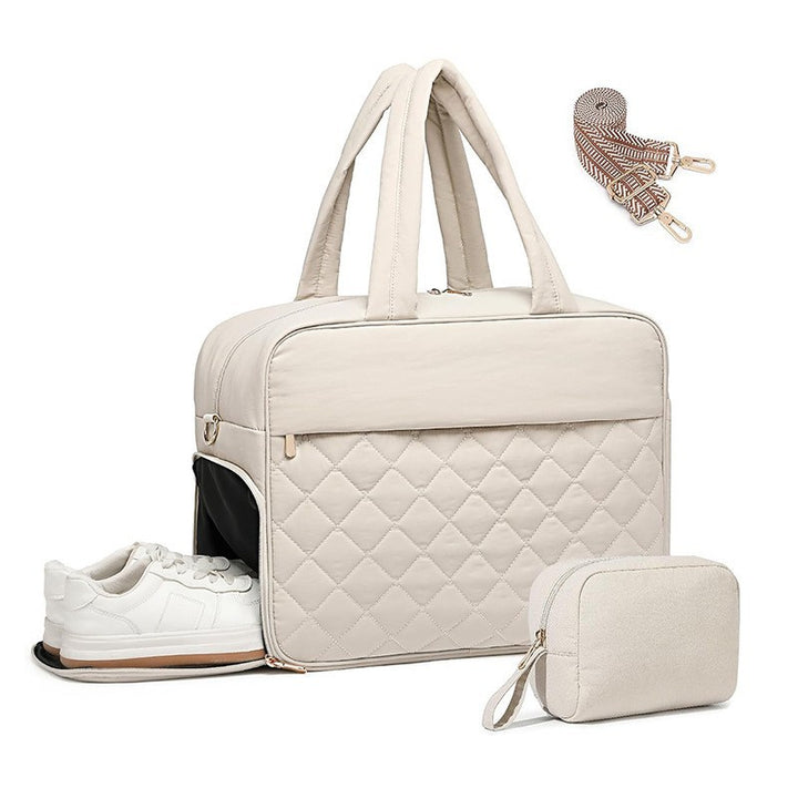 Multifunctional sports and travel bag with separate shoe and cosmetic pouch Stornfield