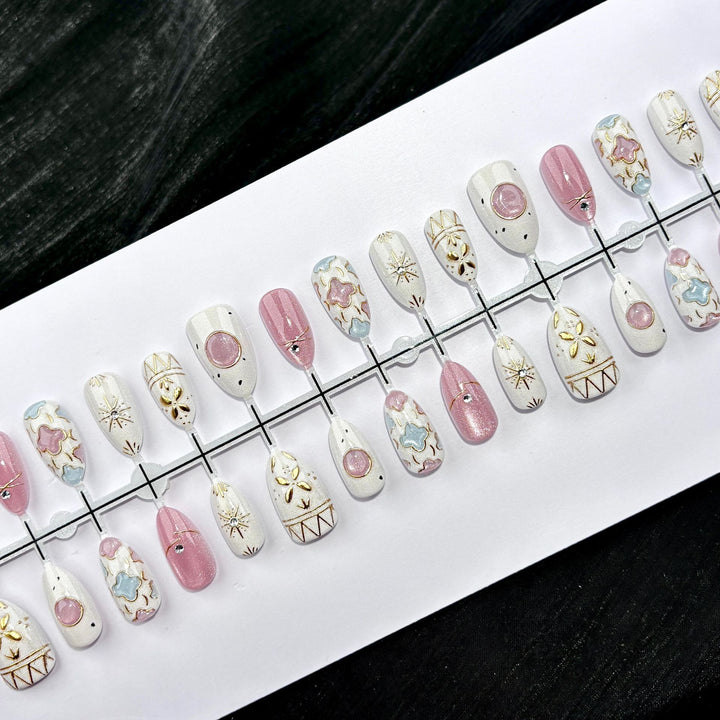 Elegant Polka Dot and Lace Press-On Nail Set