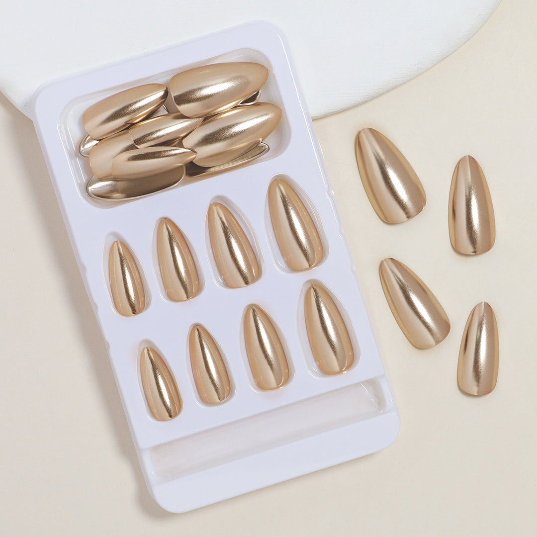 Press-On Nail Stornfield