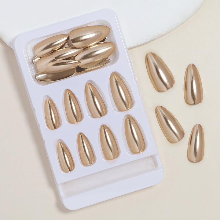 Press-On Nail Stornfield