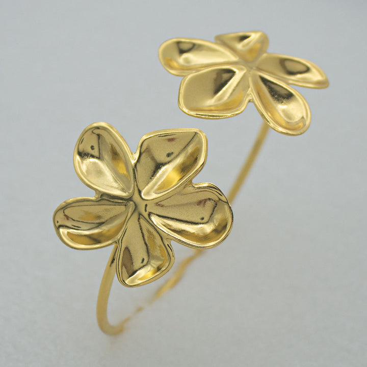 Elegant Flower Cuff Bracelet Stornfield