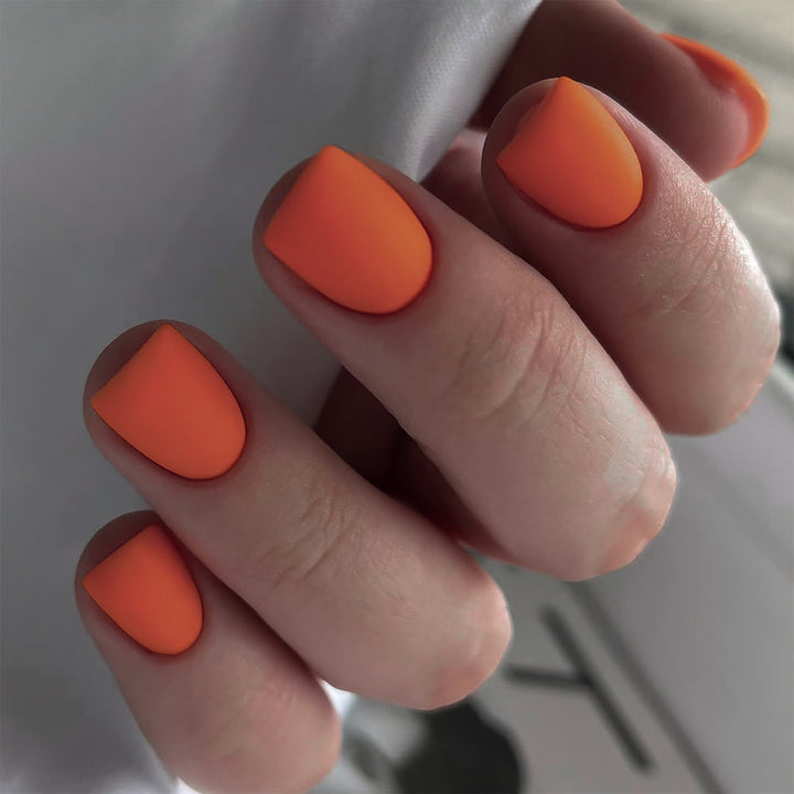 Matt lacquered nail art Stornfield