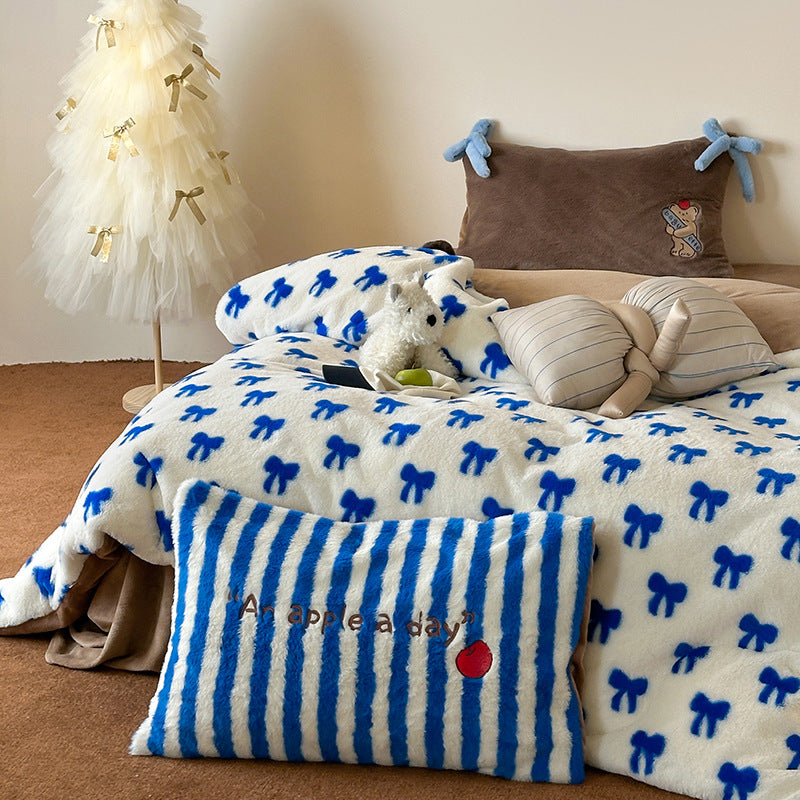 Plush Microfleece Reversible Duvet Cover Set with Pom-Pom Corners and Bow Print