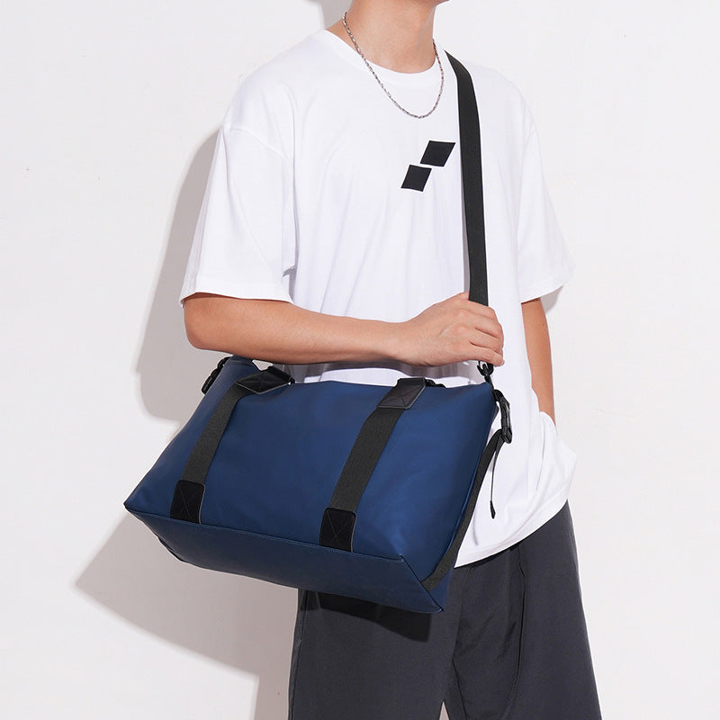 Multifunctional Sport Duffel Bag with Water-Repellent Material and Sturdy Carry Handles Stornfield