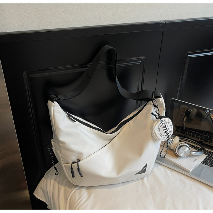 Multi-Pocket Functional Hobo Bag Stornfield
