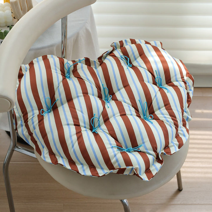 Heart-shaped seat cushion