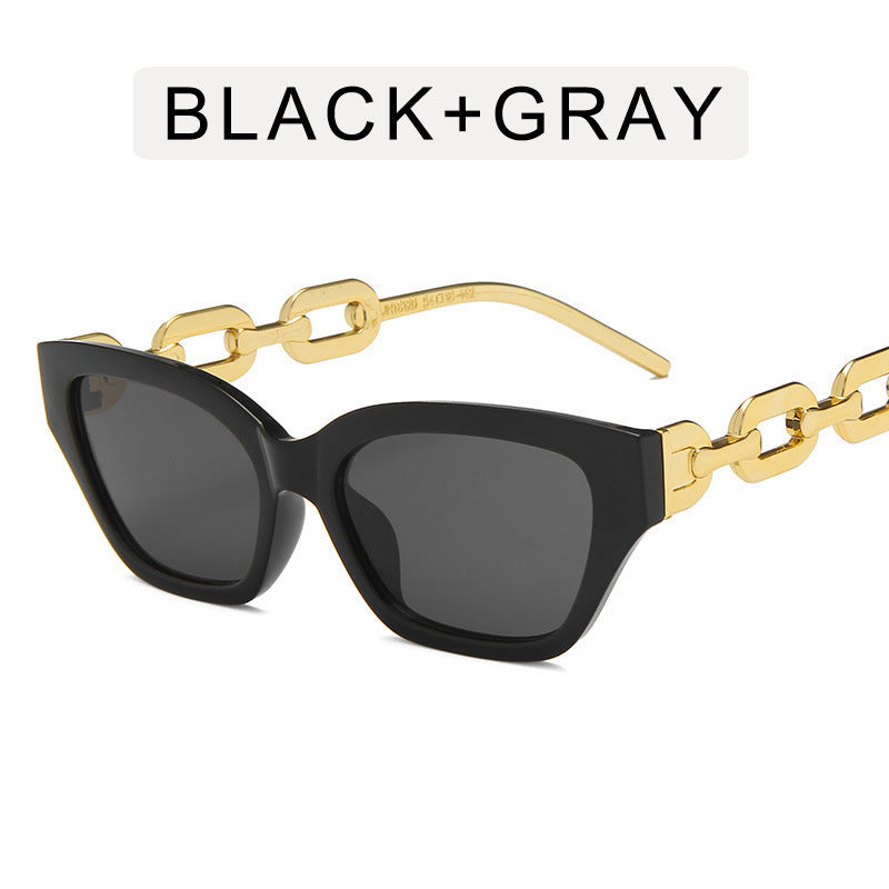 Chic Cat-Eye Sunglasses with Statement Chain Stornfield