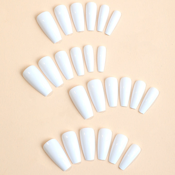Acrylic Nail Set with Elegant Stiletto Design Stornfield