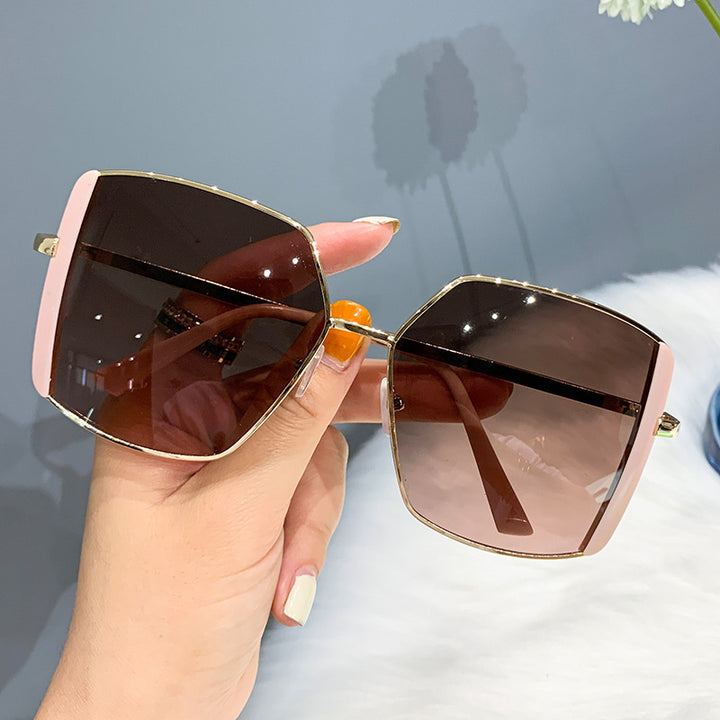 Women's oversized sunglasses with glamorous frame Stornfield