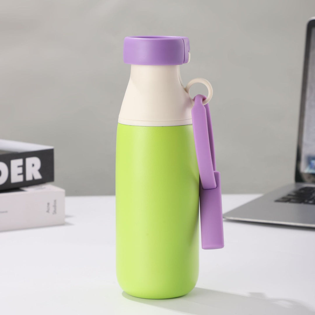 Women insulated water bottle with practical carrying strap Stornfield