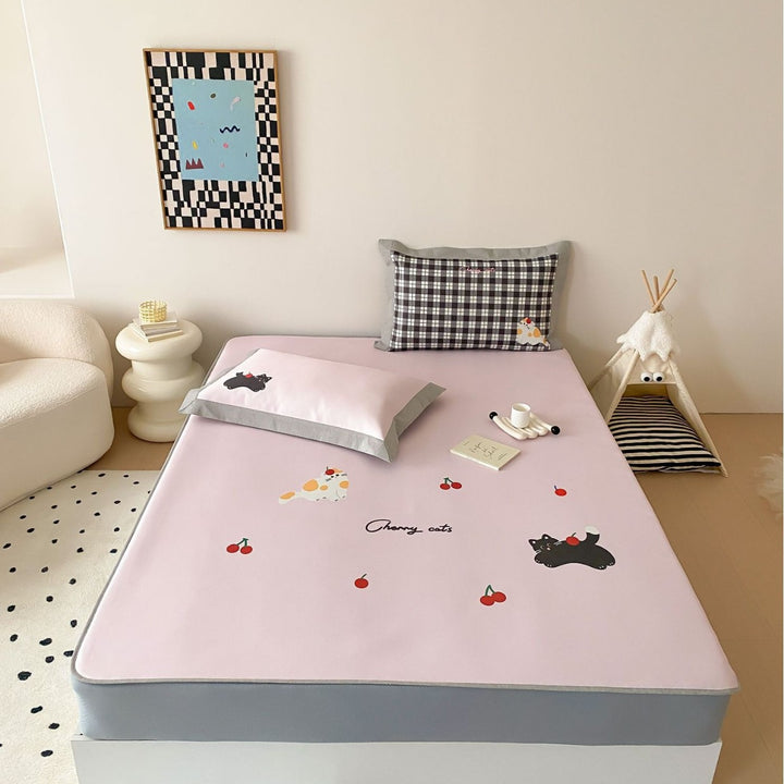 Fitted sheet set with pillowcases