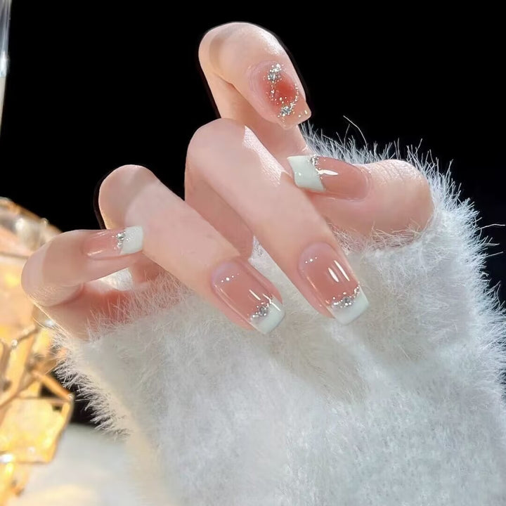 Elegant Nail Art Kit Stornfield